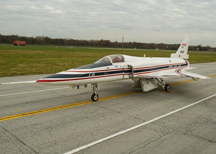 2015 11 5,    ڹ  X-29A  Ǹ 4 ǹ ̵ ߿ Կ . <ó:  /Ken LaRock>