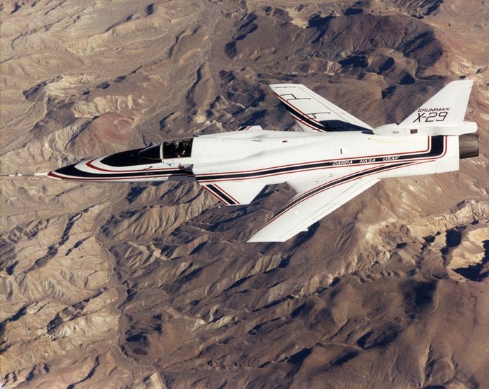    X-29A . <ó: San Diego Air & Space Museum/Public Domain>