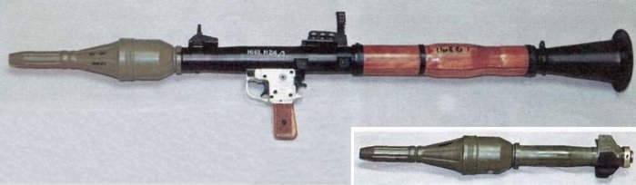 RPG-7 äǸ鼭  RPG-4 <ó : (cc) Grunty89 at guns.fandom.com>