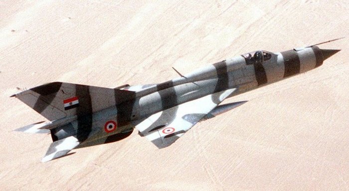 MiG-21PFM < ó: Public Domain >
