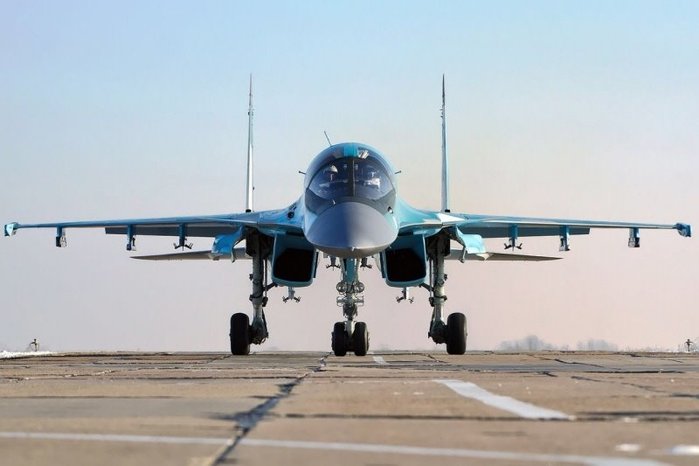 ̷ غ  Su-34.    ۾  ̴. < (cc) Alex Beltyukov at Wikimedia.org >