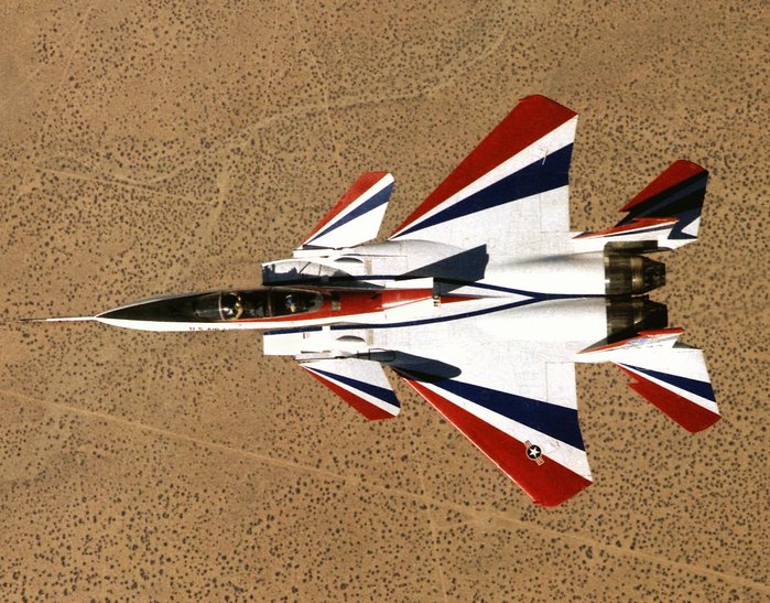  ٶ F-15 ACTIVE. F-15 ϰ   Ա  ī    Ư¡̴. <ó: NASA>