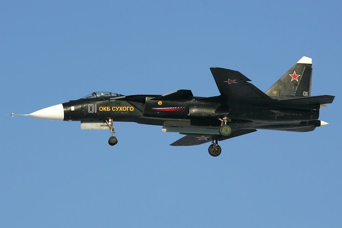   Su-47  <ó: Dmitry Pichugin>