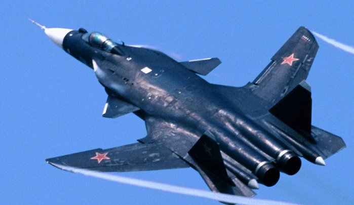 Su-47  äϿ پ Ư   Ʈ ɷ ߱ߴ. <ó: Public Domain>