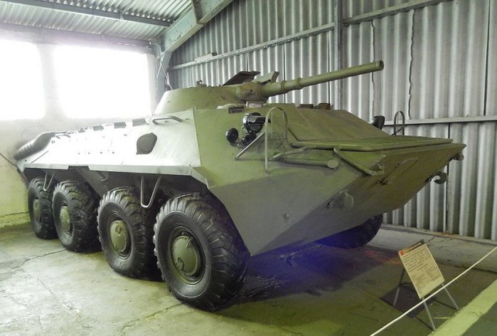 BMP-1 ġŷؼ 73mm 2A28 ׷  ž  GAZ-50 Ÿ < ó: ڬӬӬ լ / WikiCommons >