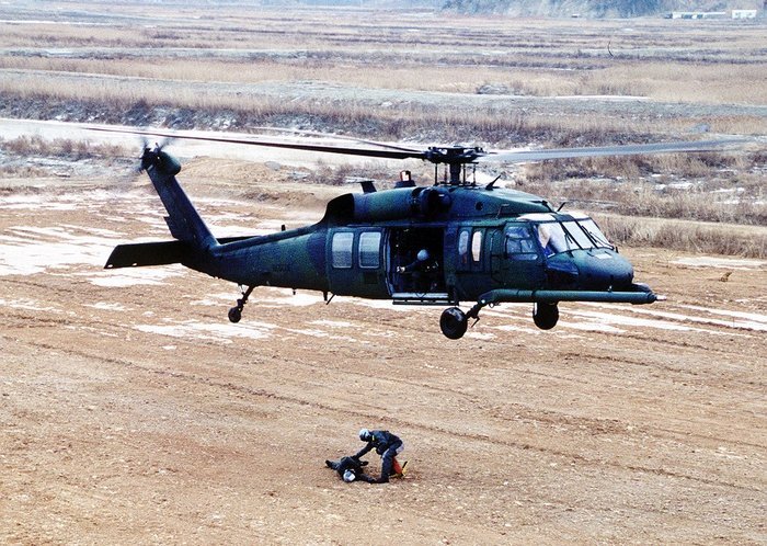 1993   αٿ 51  Ҽ HH-60G Ⱑ   Ʒ ǽ ̴. <ó:  >