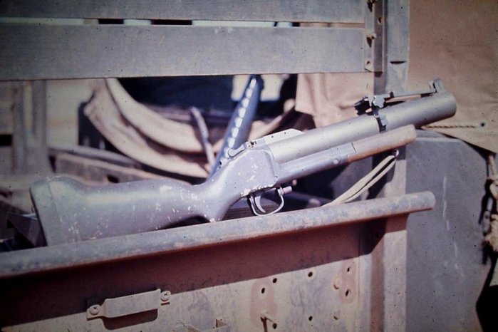 M79 유탄발사기는 강한 위력으로 사랑받았지만 용도가 너무 제한되었다. <출처: Public Domain>