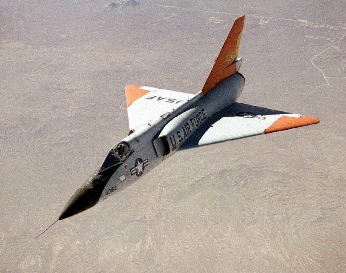 F-106은 현재까지 수평 미익이 없는 미국의 마지막 델타익 전투기다. < 출처 : Public Domain >