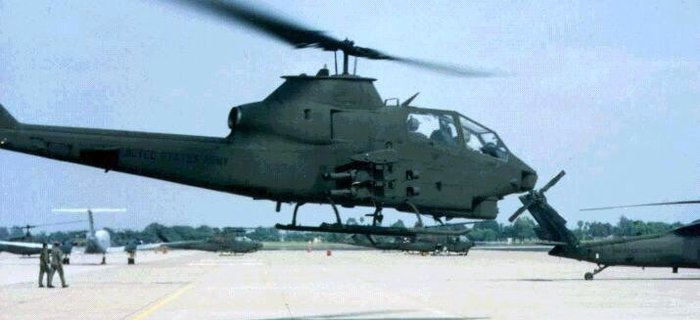 제18 기병연대 소속의 AH-1P 코브라 <출처: aircav.com>