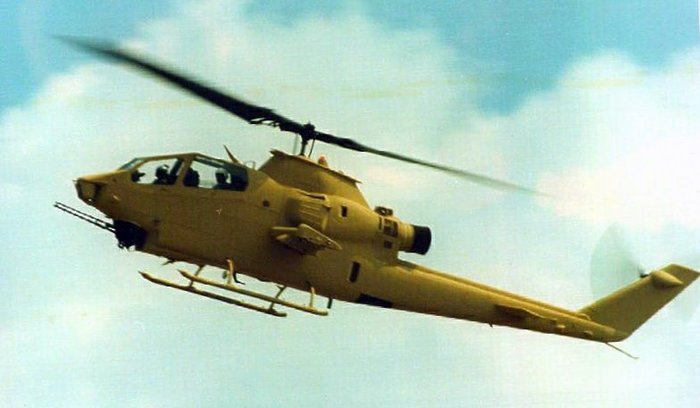 시험비행중인 AH-1E ECAS 헬기 <출처: aircav.com>