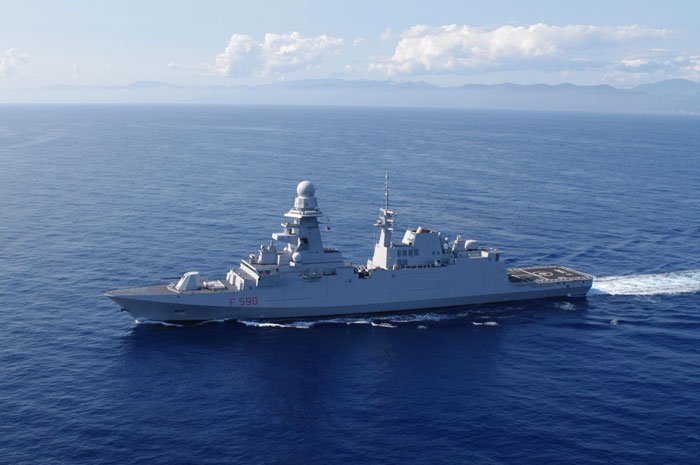이탈리아 해군의 베르가미니급은 프랑스 해군의 아키텐급과 완전히 다른 느낌을 준다. <출처 : 이탈리아 해군>