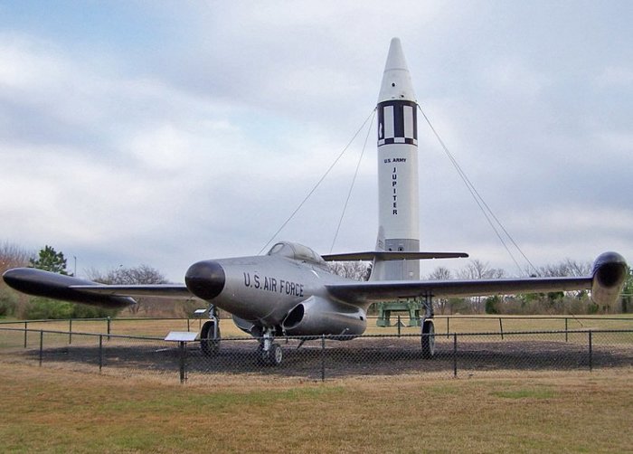 야외 박물관에 전시 중인 F-89J. 대단한 화력을 보유했지만 전투기 자체의 성능은 보통 수준이었다. < 출처 : (cc) William Grimes at Wikimedia.org >
