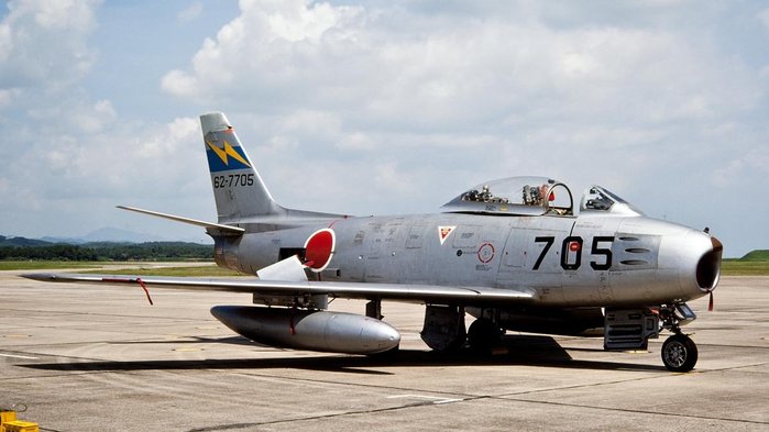 전범기업인 미쓰비시는 F-86 세이버의 면허생산을 통해 다시 항공기 제작을 시작했다. (출처: nabe3saviation.web.fc2.com)
