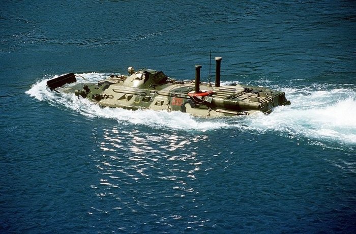 BTR-80 < 출처: Public Domain >