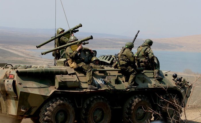 BTR-80K < 출처: Public Domain >