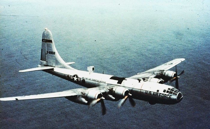 WC-135 등장 전까지 콘스탄트 피닉스 프로그램을 담당했던 WB-50 기상 관측 항공기. 이 또한 B-50D-100-BO 기체를 개조한 것이다. (출처: US Air Force)