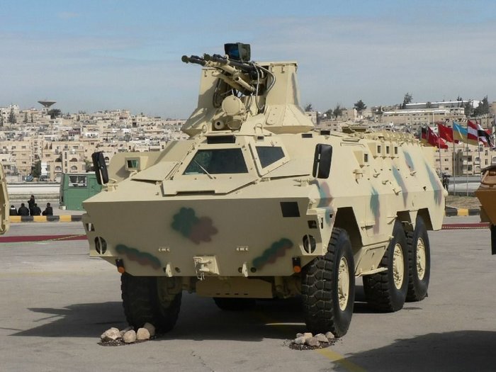 23mm 쌍열 기관포를 장착한 요르단 육군 라텔 대공방어차량 <출처 : osprea.com>