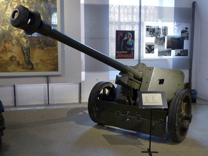제2차 대전 당시 독일의 주력 대전차포였던 7.5cm Pak 40. < 출처 : (cc) Stefan97 at Wikimedia.org >