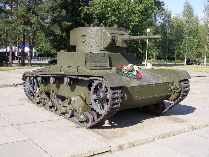 T-26는 비록 성능이 좋지 않아 조기에 퇴출되지만 소련(러시아) 전차의 역사를 본격적으로 시작한 기념비적 전차다. < 출처 : Public Domain >