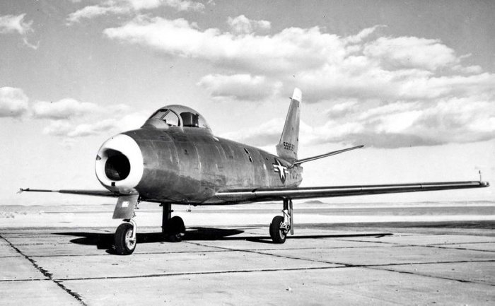 XF-86 < 출처 : Public Domain >