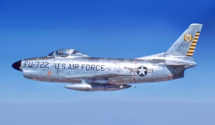 F-86D < 출처 : Public Domain >