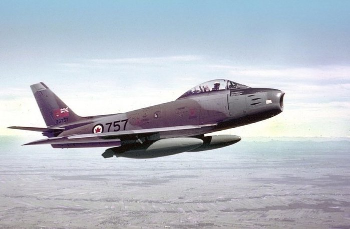 Canadair Sabre < 출처 : Public Domain >