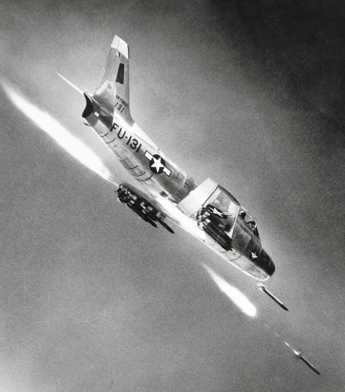 F-86 세이버는 1950년 12월 한국전쟁에 최초로 투입되었다. < 출처 : Public Domain >