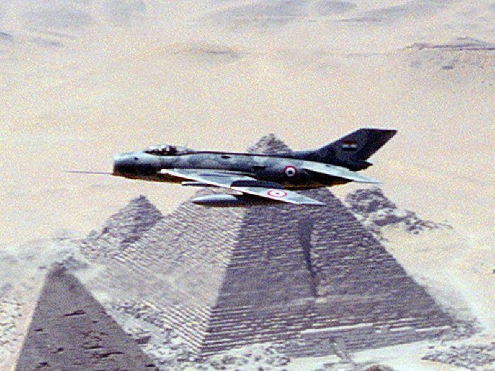 MiG-19는 저고도 선회 능력이 좋아 근접전에서 우세를 점하는 경우가 많았다. < 출처 : Public Domain >