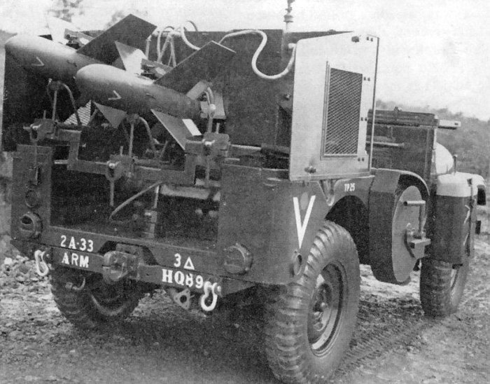 SS-10은 기동성을 위해 차량 탑재용으로도 운용되었다. 사진은 미 육군 M38A1C 지프에 탑재된 MGM-21A <출처 : warwheels.net>