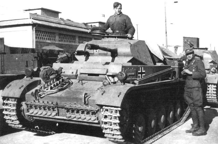 Panzer II Ausf. F < 출처 : Public Domain >