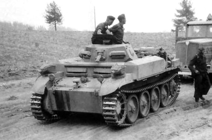 Panzer II (Flamm) < 출처 : Public Domain >