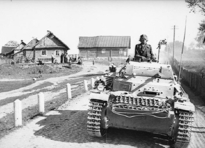 1941년 소련 침공 당시의 2호 전차. 하지만 2선 급 전차로 물러난 상태였다. < 출처 : Public Domain >
