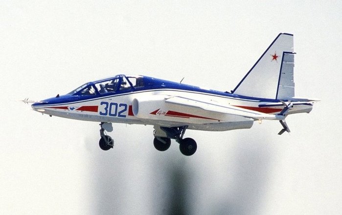Su-28 < 출처 : Public Domain >
