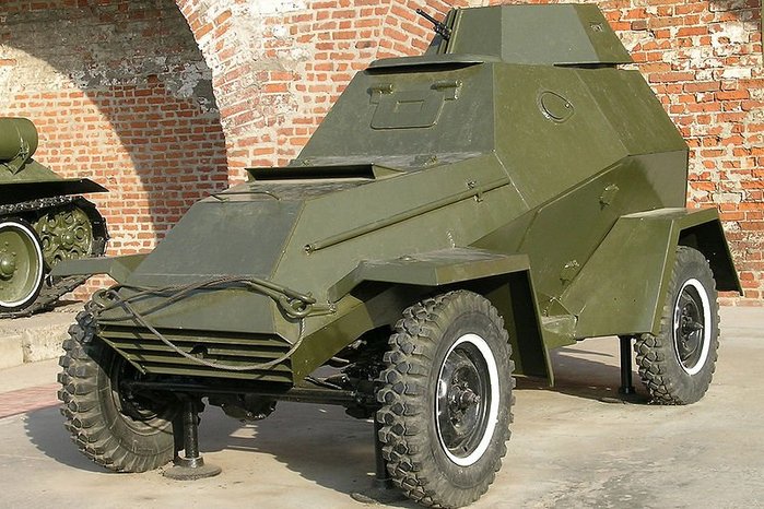 독소전이 발발하자 긴급하게 개발된 BA-64 정찰 장갑차 <출처 : tanks-encyclopedia.com>