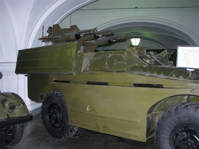 대전차 미사일 탑재형은 후방에 병력실 대신 미사일 탑재 공간이 있다. <출처 : drive2.ru>
