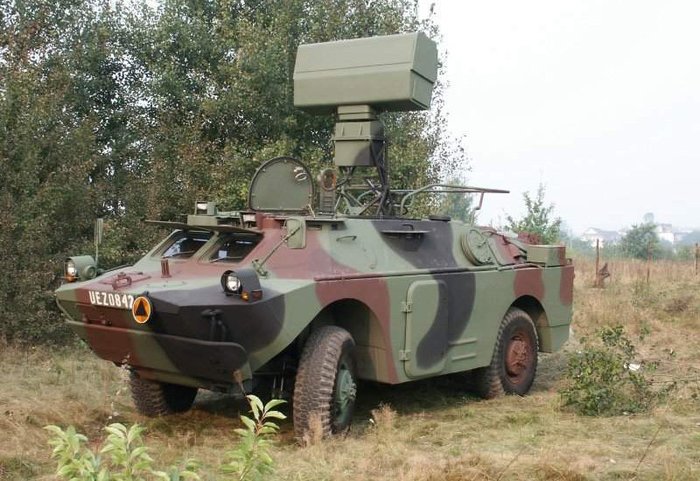 폴란드가 시험 생산한 BRDM-2M-96i ASRAD 대공 방어 시스템 차량 <출처 : oruzhie.info>