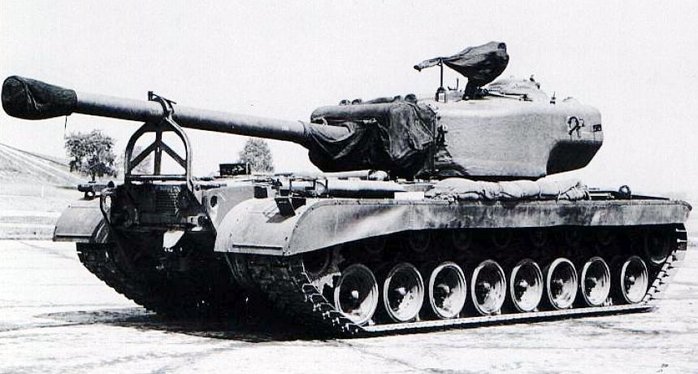155mm 주포를 장착한 T30 시제전차 (출처: Public Domain)