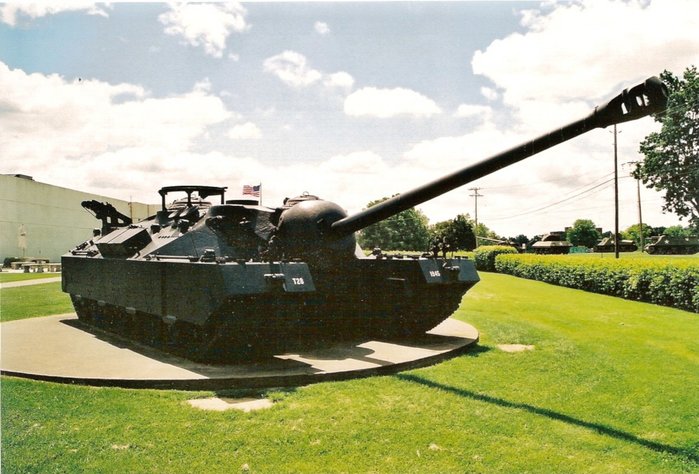 패튼(Patton) 박물관 야외에 전시 중인 T28의 모습. 2007년 6월 경에 촬영된 모습이다. (출처: Public Domain)
