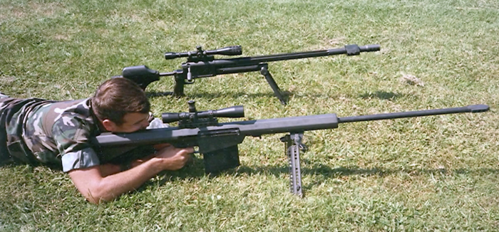 미군은 개발 직후부터 바렛 M82 소총을 시험평가했으나, 초기의 특수부대 구매 이후 본격적인 구매까지는 거의 10년이 걸렸다. <출처: Barrett Firearms Mfg.>