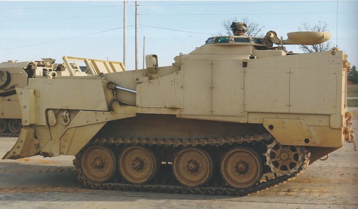 M9 ACE 좌측면 <출처 : tanks-encyclopedia.com>
