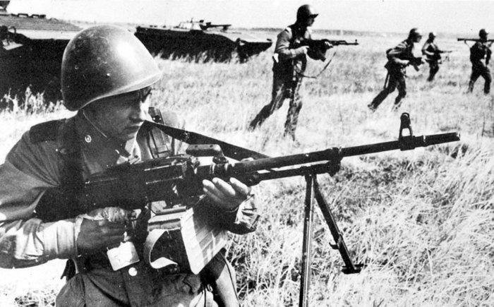 PK는 1961년에 소련군에 채용이 결정되어 2차대전의 경기관총과 중기관총을 교체하기 시작했다. <출처: Public Domain>