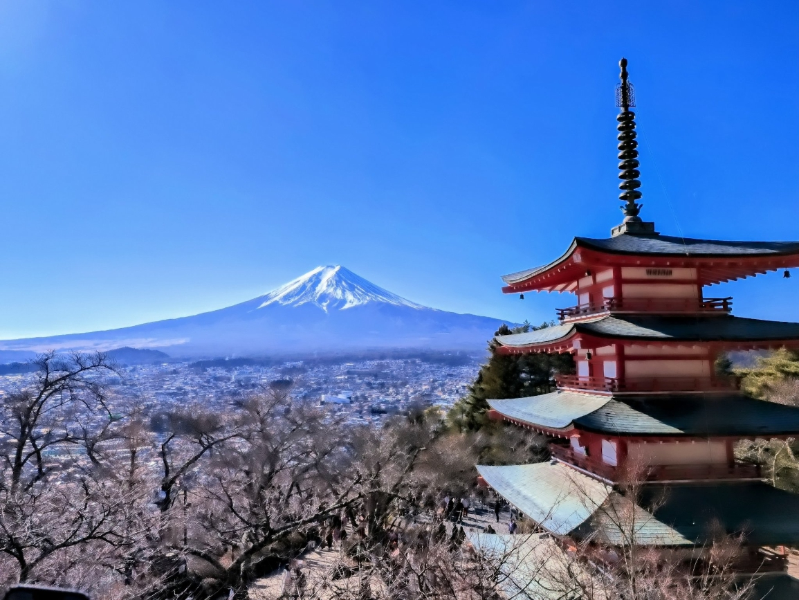 BEMIL 쉼터 - BEMIL 군사세계 후지산(富士山)과 明治 45년에 지어진 은행건물