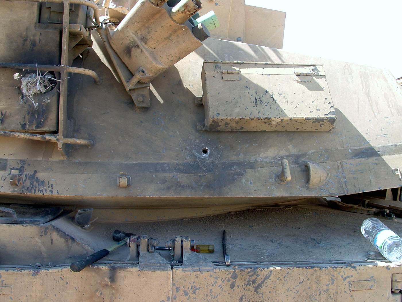 %20Abrams%20that%20have%20been%20hit%20by%20IED%20and%20RPG_18.jpg