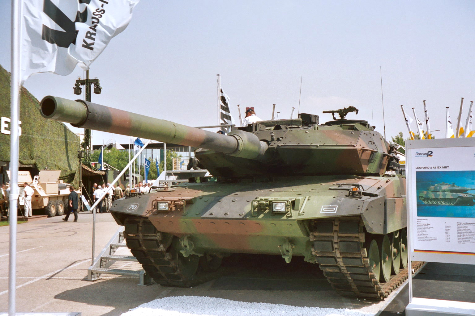 Леопард орудие. MBT Leopard 2a6. Leopard 2a5. Леопард 2a5/2a6. Leopard 2 a5/a6.