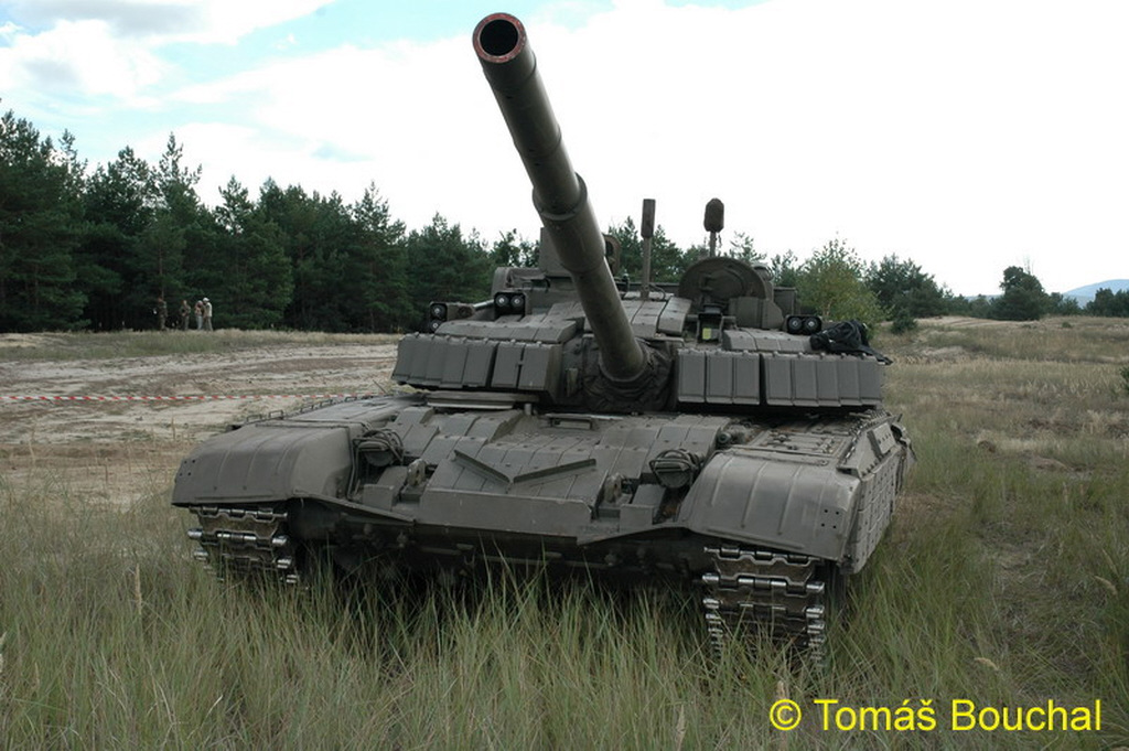 Т м 2. T-72m2 moderna. Т-72м2 moderna-2. T-72m2 «Модерна». Танк t-72m2 moderna.