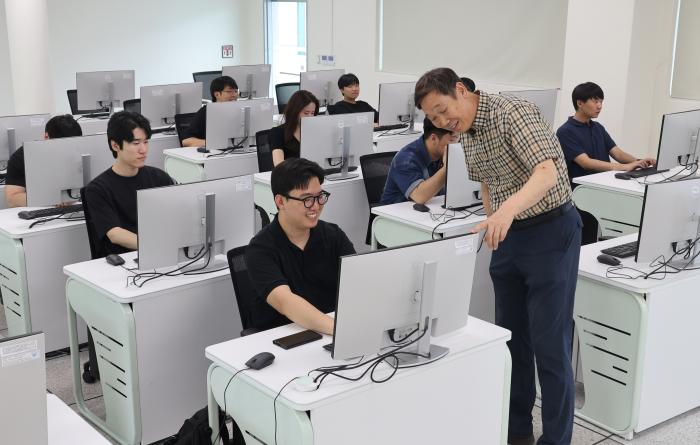 AI ������ K��� �������� �缺�� ������б�����б� �����ΰ����������а�