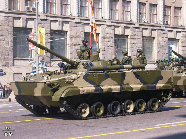  ۷̵忡  þ  BMP-3. <ó (cc) Vovan at wikimedia.org>