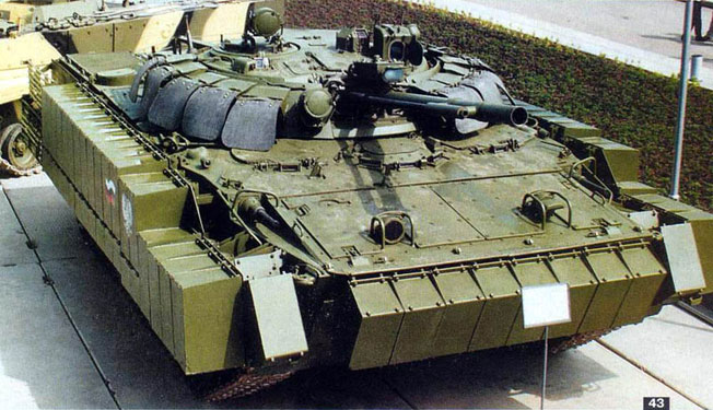 ΰ 尩 Ͽ  ȭ BMP-3M.  ԰ Ͽ ϰ   ˷.