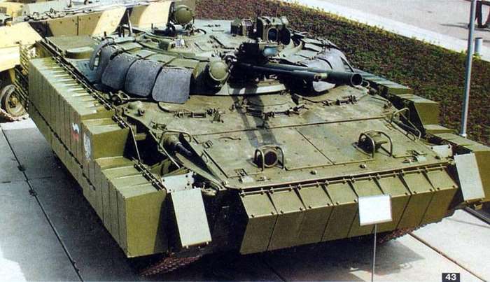 ΰ 尩 Ͽ  ȭ BMP-3M.  ԰ Ͽ ϰ   ˷ ִ. <ó: Public Domain >
