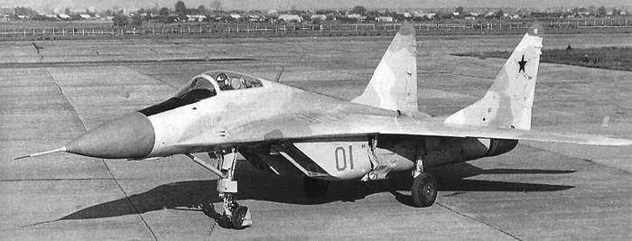 MiG-29 Ÿ P.9.01 <ó: Public Domain>